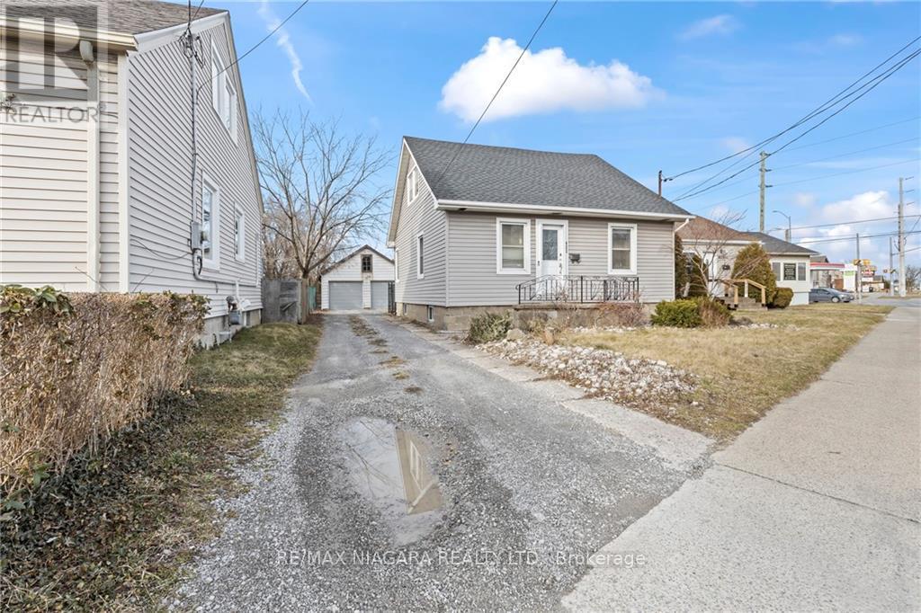 423 Welland Ave, St. Catharines, Ontario  L2M 5V1 - Photo 4 - X8131428
