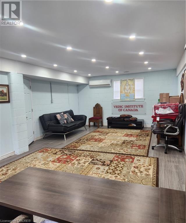 2437 Dundas Street, Burlington, Ontario  L7R 3X4 - Photo 7 - 40552329