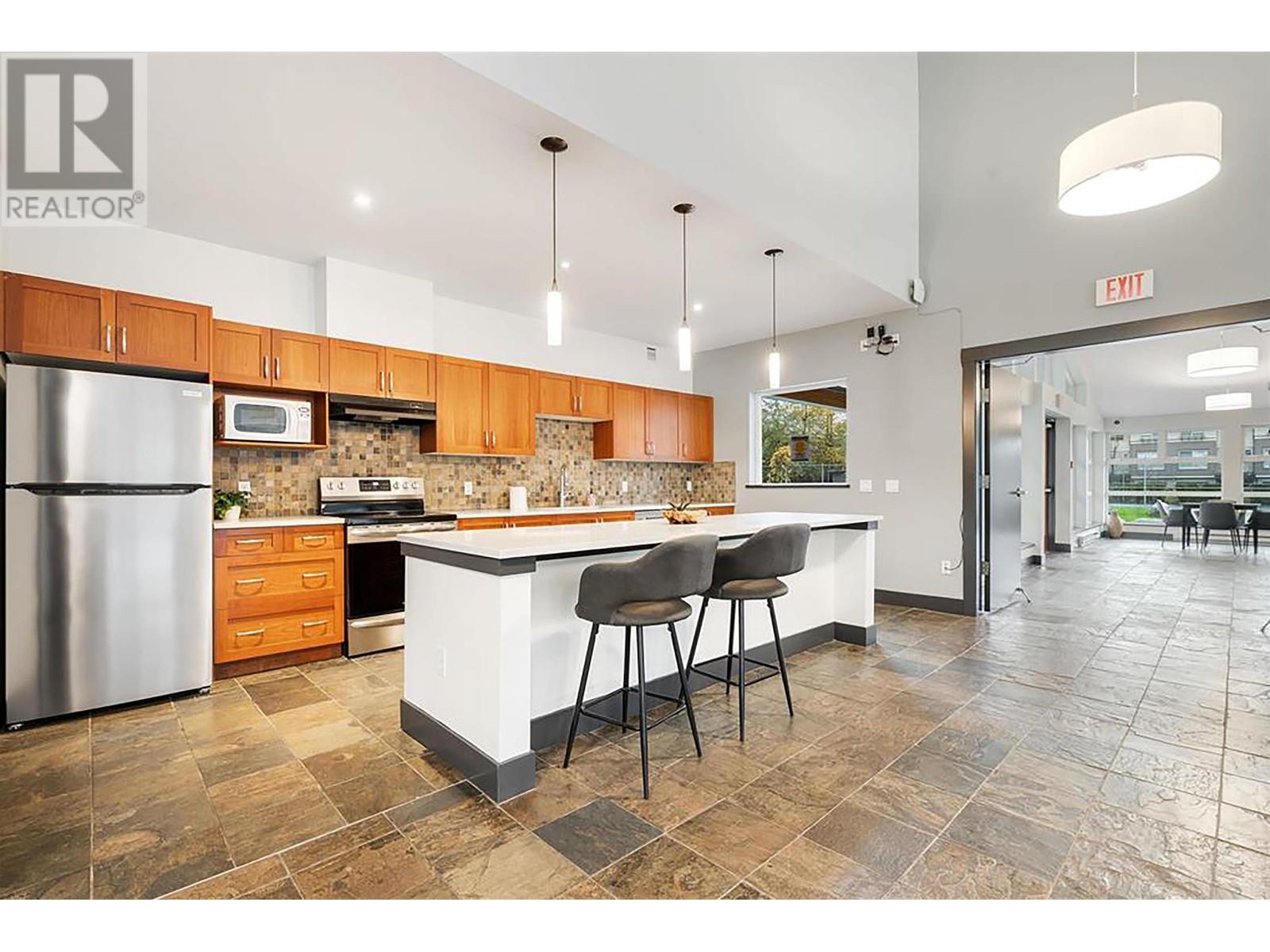 111 400 Klahanie Drive, Port Moody, British Columbia  V3H 5K9 - Photo 25 - R2857581