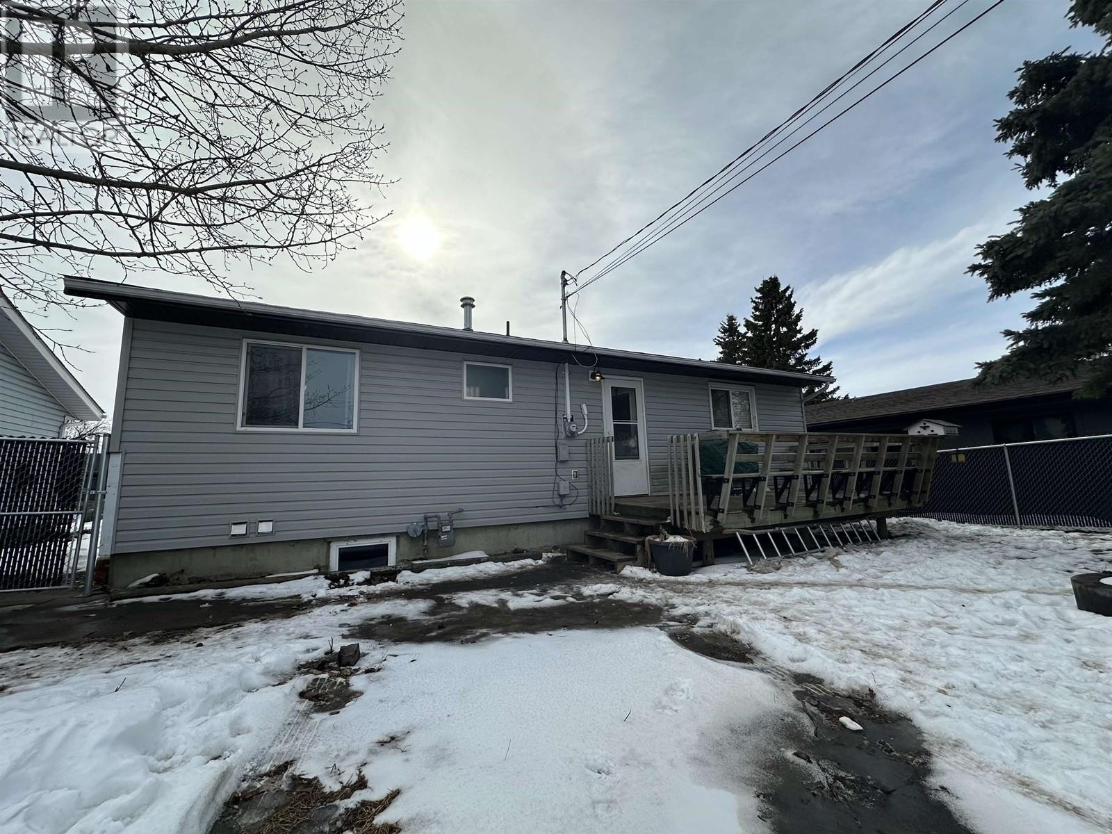 10512 104 Avenue, Fort St. John, British Columbia  V1J 2L1 - Photo 19 - R2857345