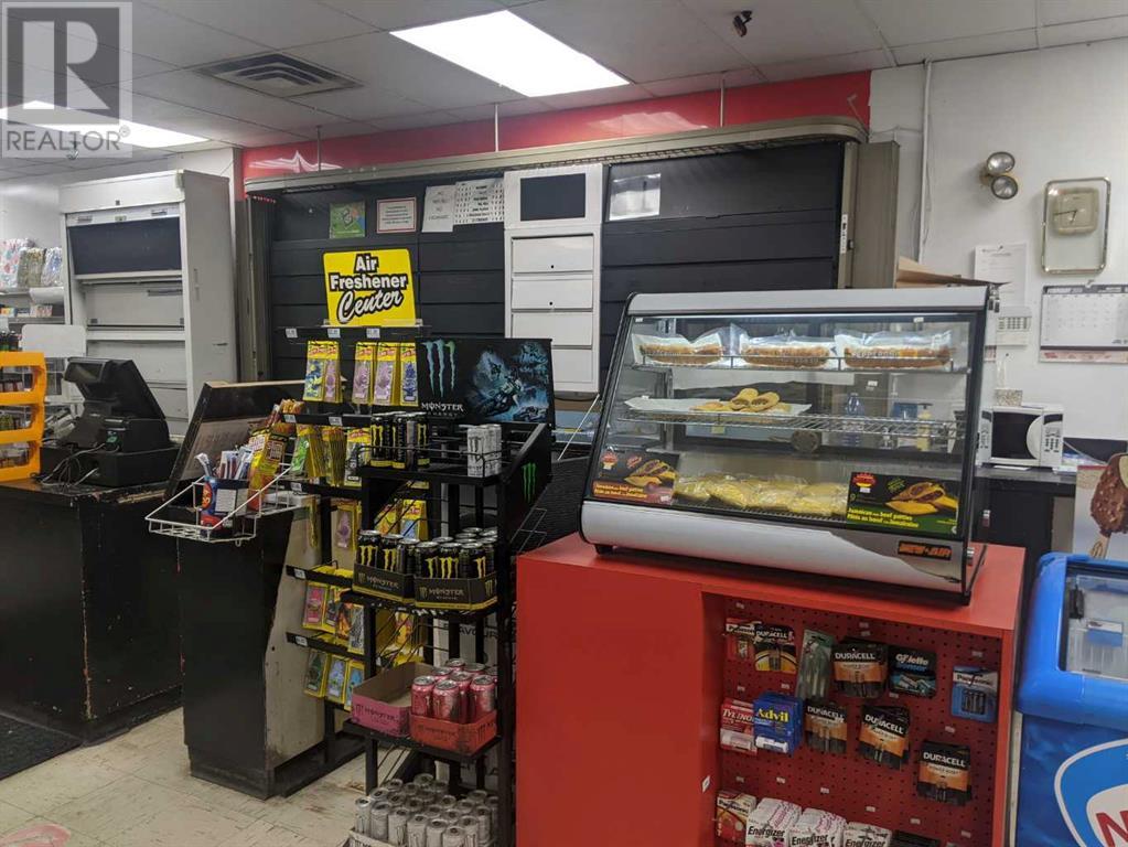123 Convenience Store Drive, Calgary, Alberta  t3a 5b1 - Photo 6 - A2110865