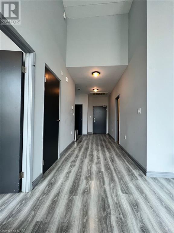 275 Larch Street Unit# G107, Waterloo, Ontario  N2L 3R2 - Photo 3 - 40551929