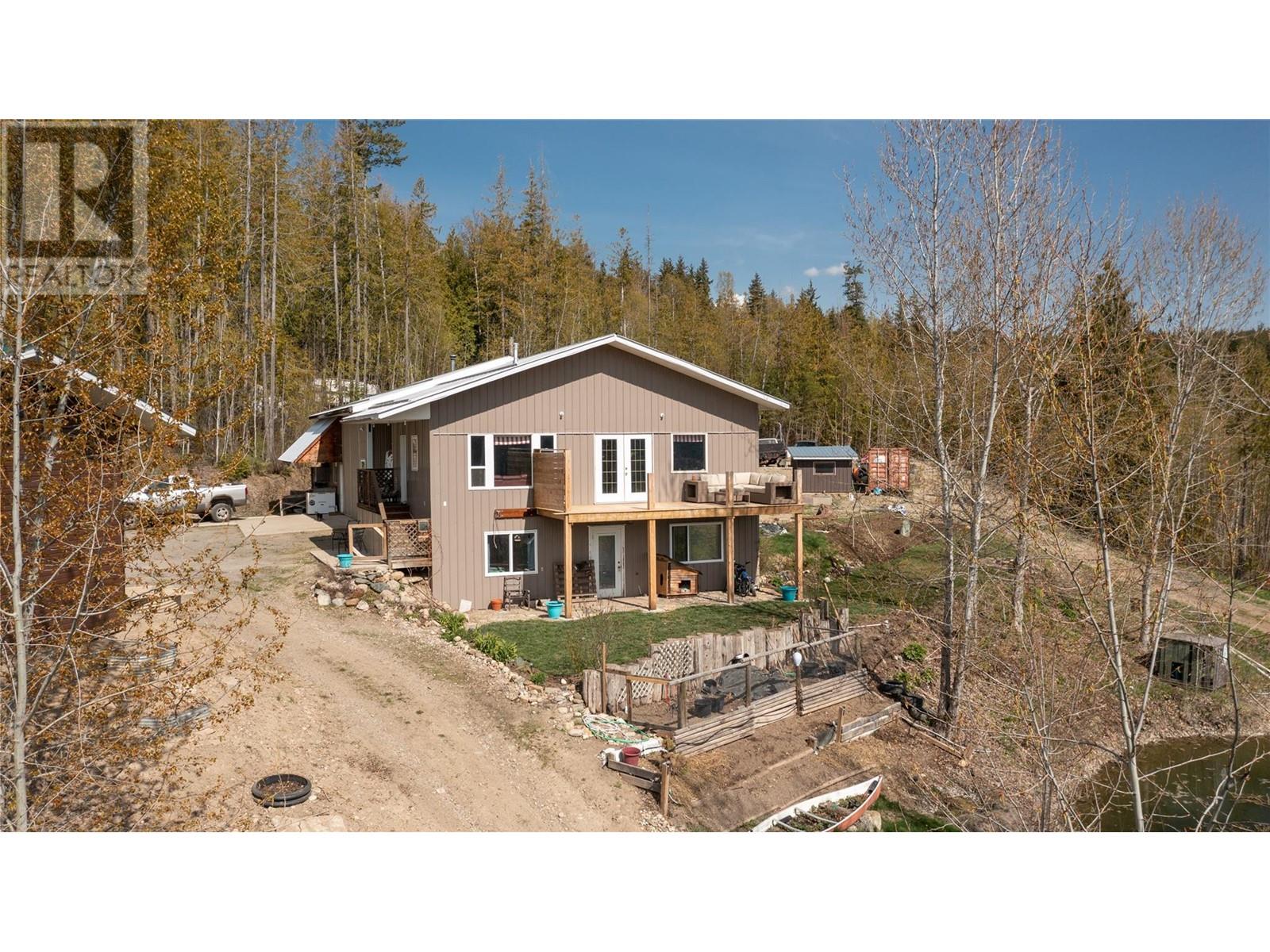 310 Grandview Bench Road, Grindrod, British Columbia  V0E 1Y0 - Photo 14 - 10305516