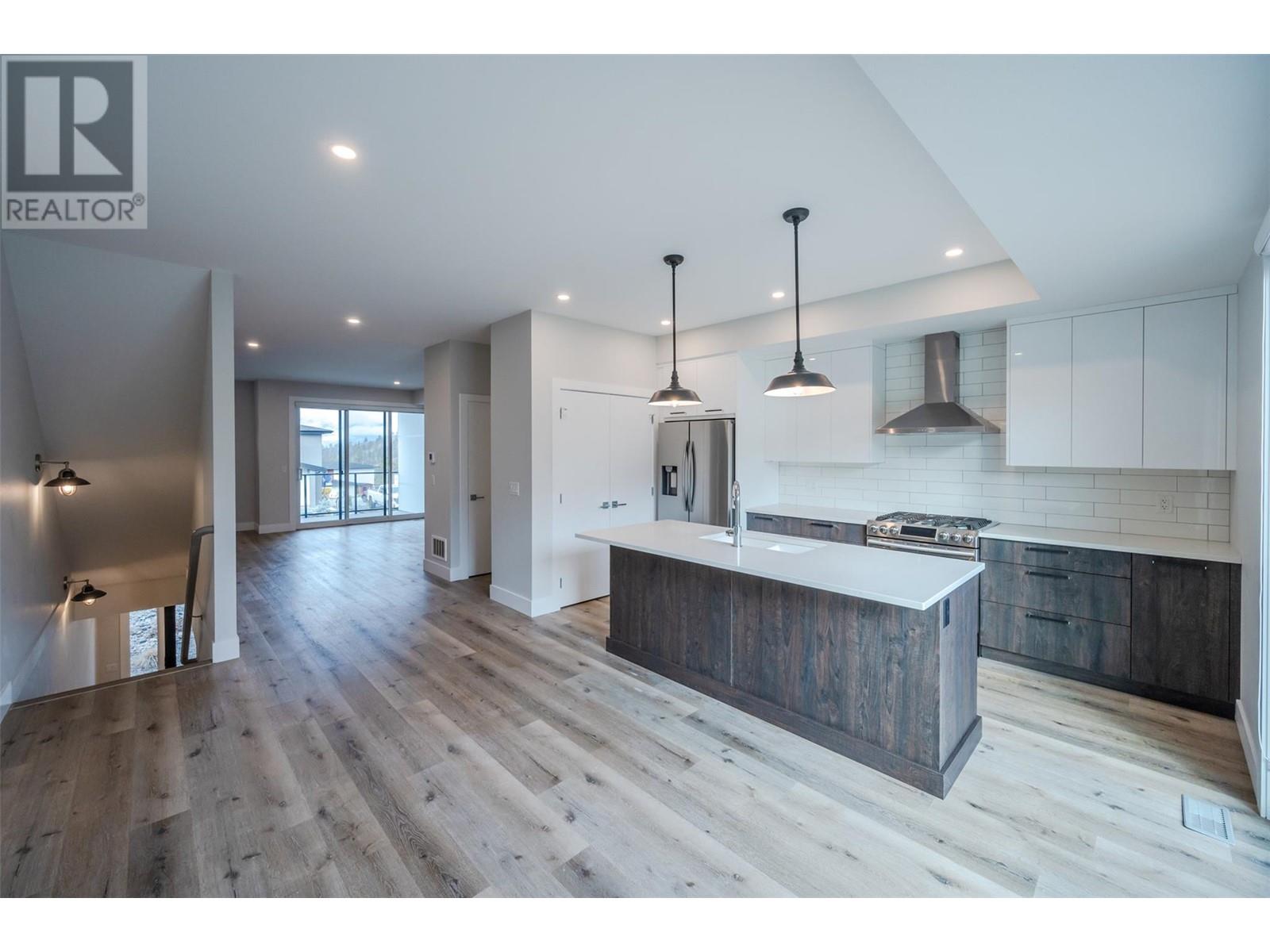 997 Antler Drive Unit# 102 Penticton