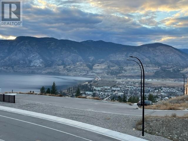 3304 Evergreen Drive, Penticton, British Columbia  V2A 9A9 - Photo 55 - 201900