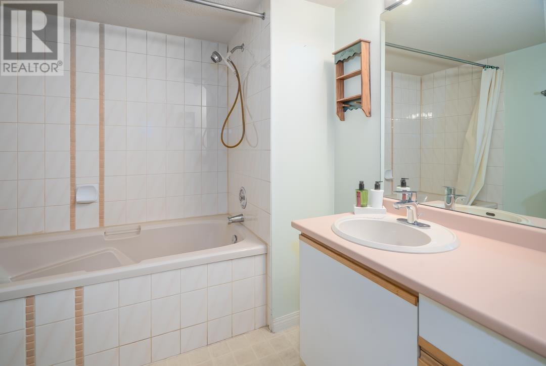 218 6735 Station Hill Court, Burnaby, British Columbia  V3N 4W5 - Photo 15 - R2857654