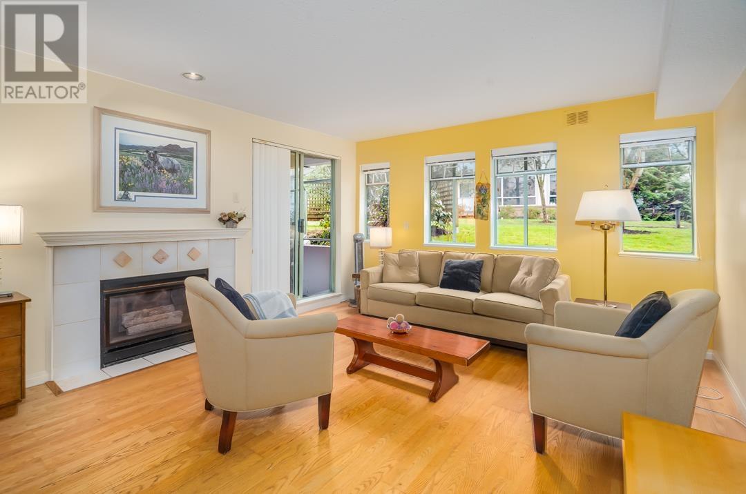 218 6735 Station Hill Court, Burnaby, British Columbia  V3N 4W5 - Photo 4 - R2857654