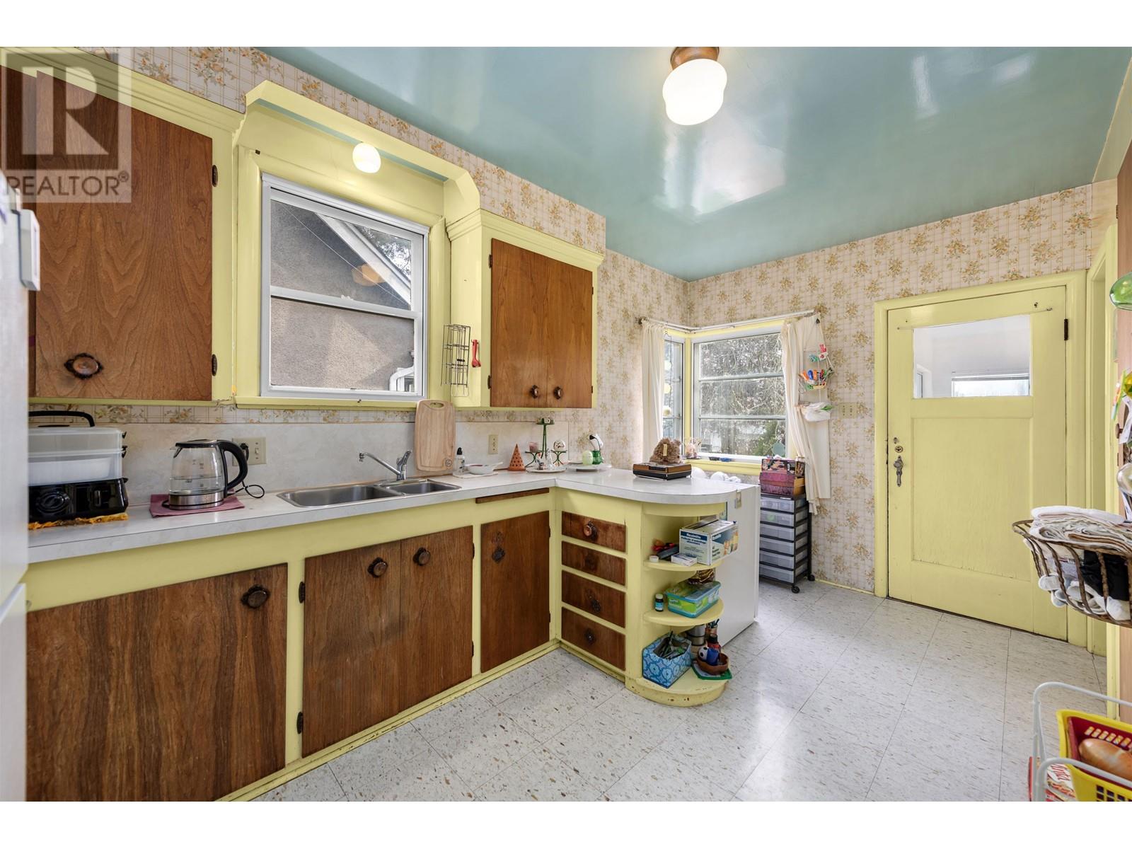 1736 W 57th Avenue, Vancouver, British Columbia  V6P 1T4 - Photo 18 - R2857613