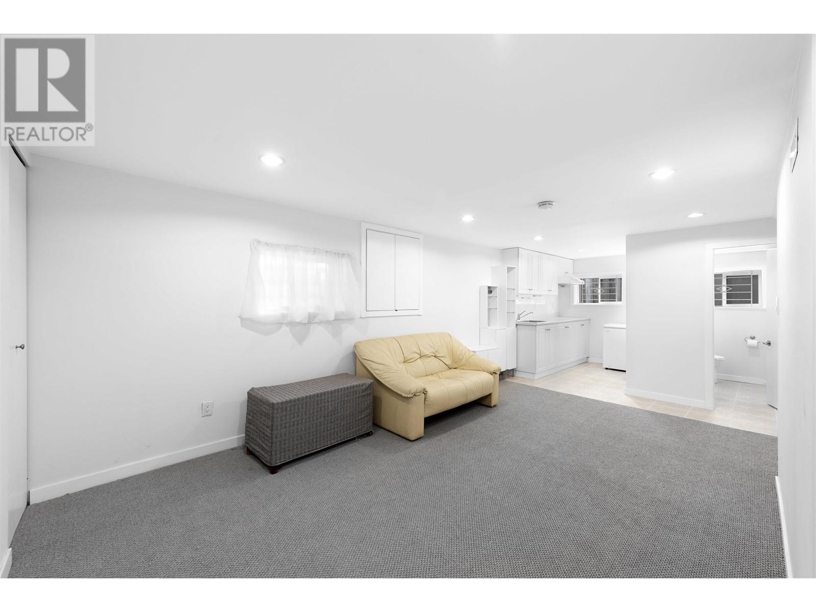 1736 W 57th Avenue, Vancouver, British Columbia  V6P 1T4 - Photo 19 - R2857613