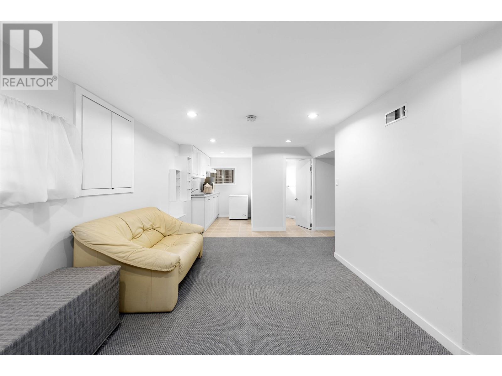 1736 W 57th Avenue, Vancouver, British Columbia  V6P 1T4 - Photo 20 - R2857613