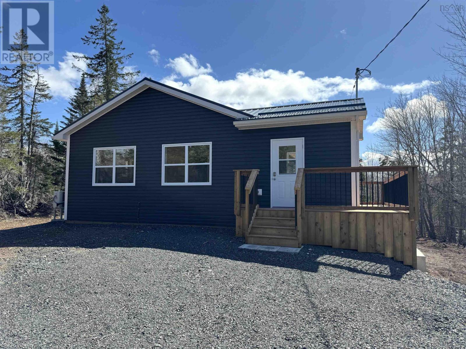 1372 Hardwood Hill Road, Hardwood Hill, Nova Scotia  B0K 1R0 - Photo 1 - 202404332