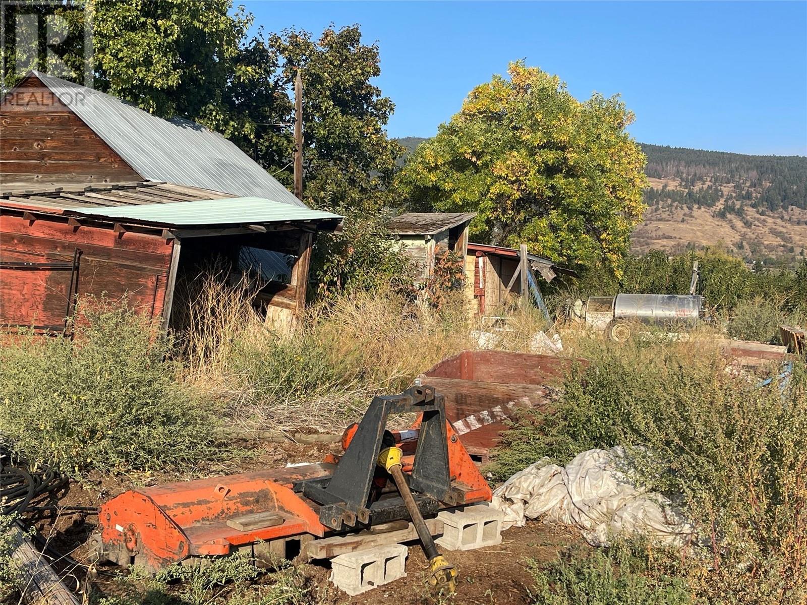 1102 POTTERY. LOT 26 Road Vernon Photo 4