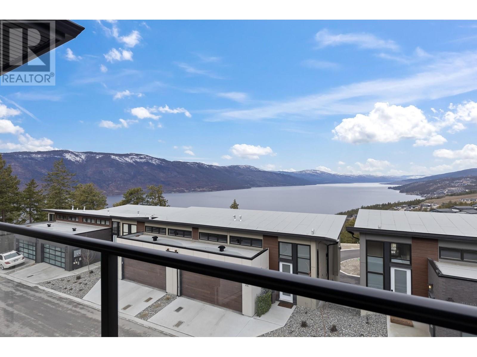 3220 Hilltown Drive Unit# 18 Kelowna