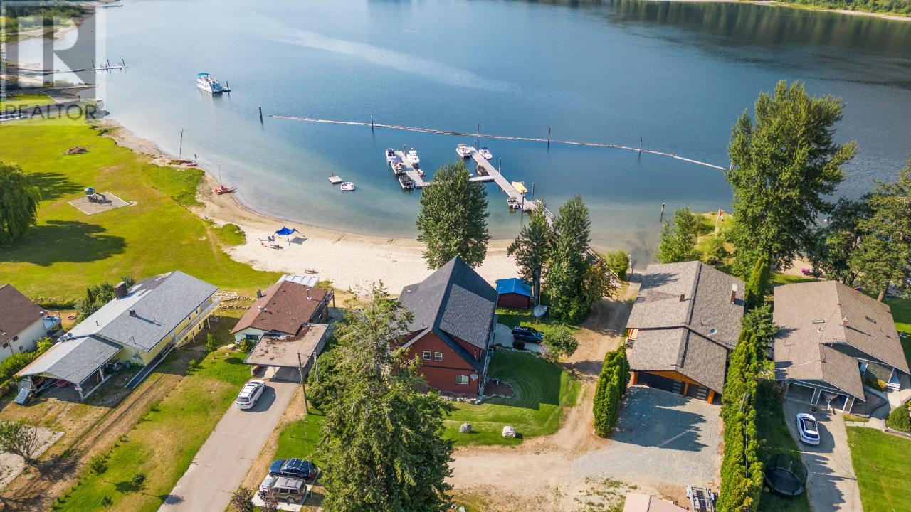 1-8758 Holding Rd, Adams Lake, British Columbia   - Photo 53 - 177117
