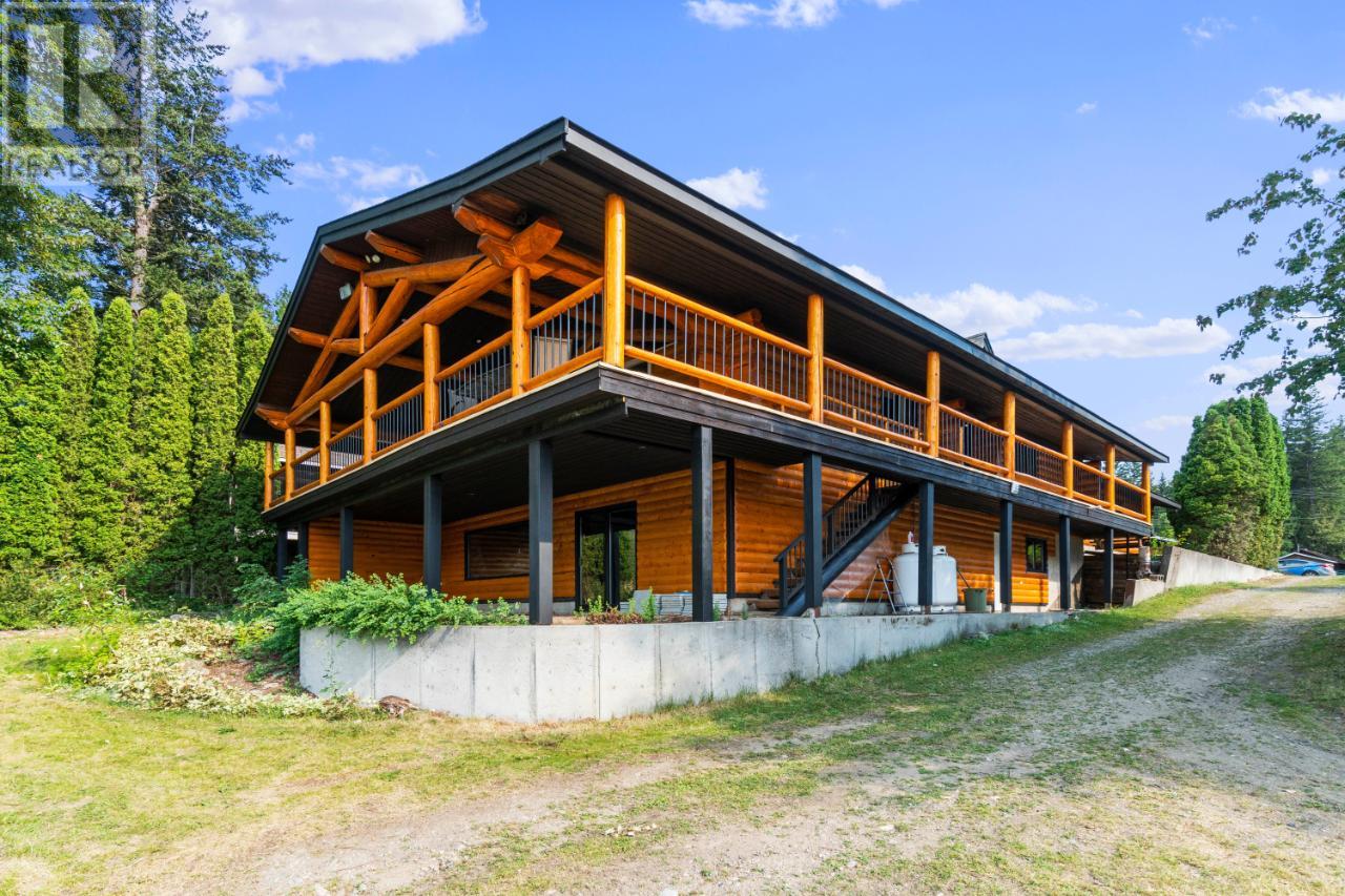 1-8758 Holding Rd, Adams Lake, British Columbia   - Photo 10 - 177117