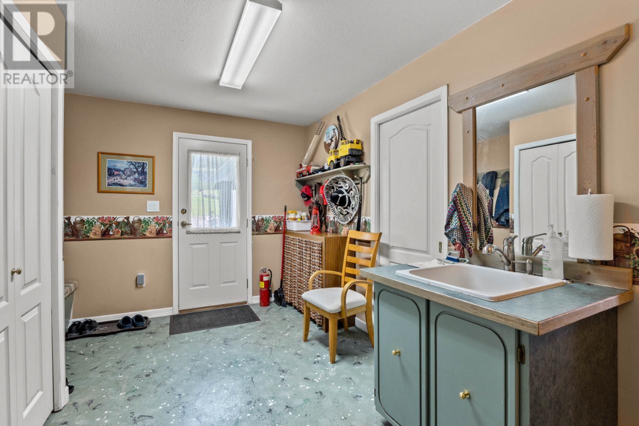 5120 Steffens Rd, Merritt, British Columbia  V1K 1M6 - Photo 22 - 177125