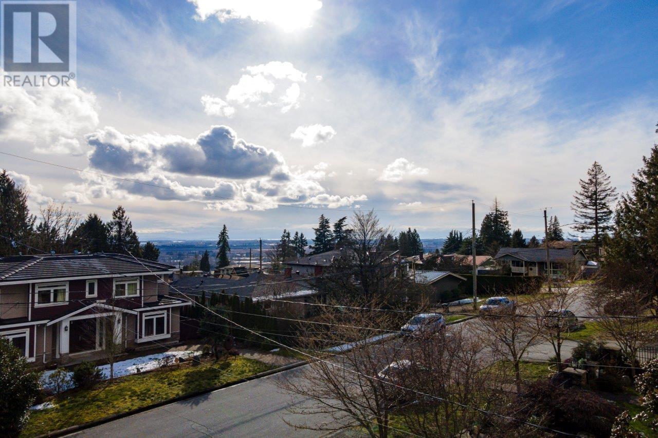 4657 Neville Street, Burnaby, British Columbia  V5J 2H2 - Photo 6 - R2857648
