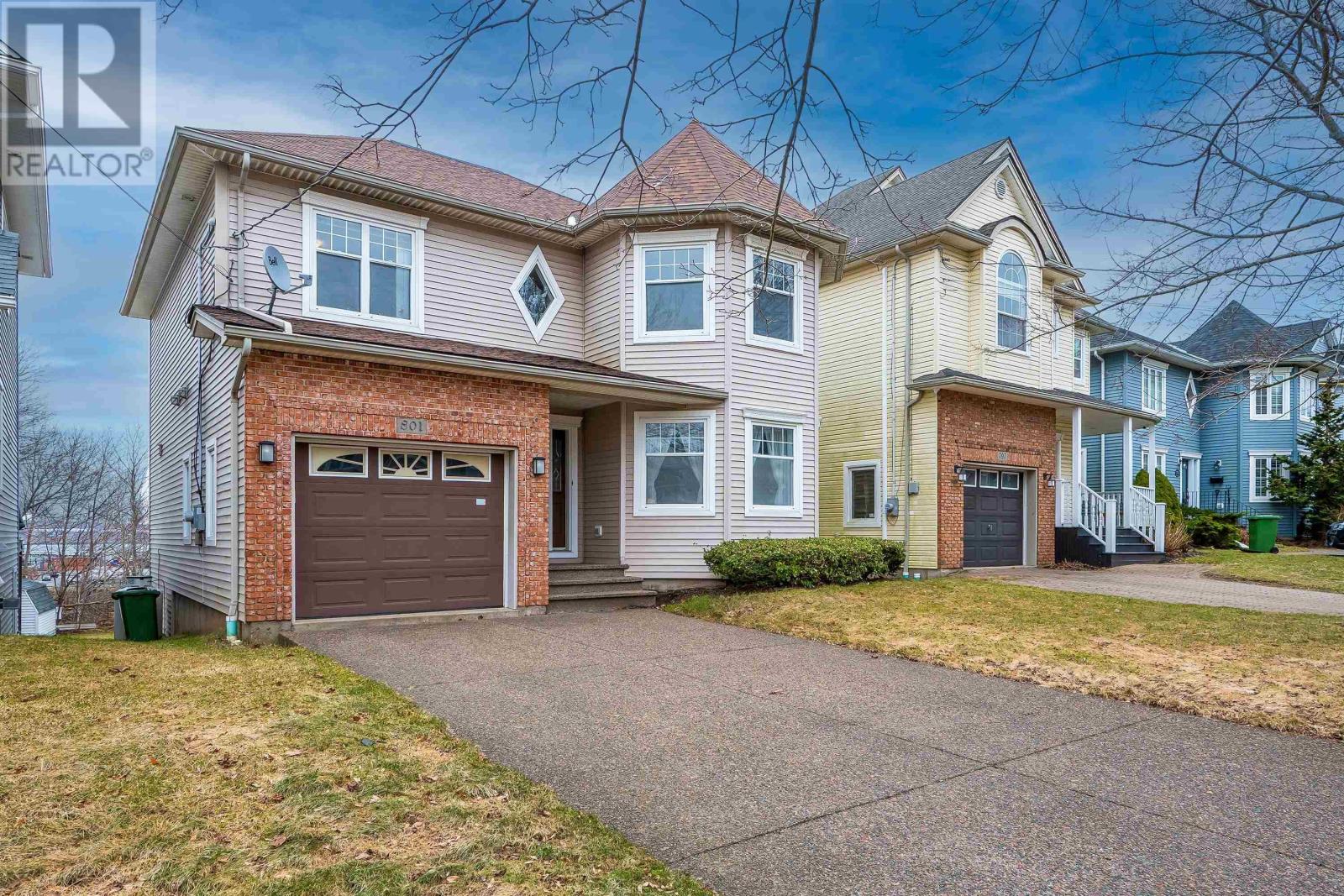 801 Maclean Street, Halifax, Nova Scotia  B3H 2T9 - Photo 1 - 202404343