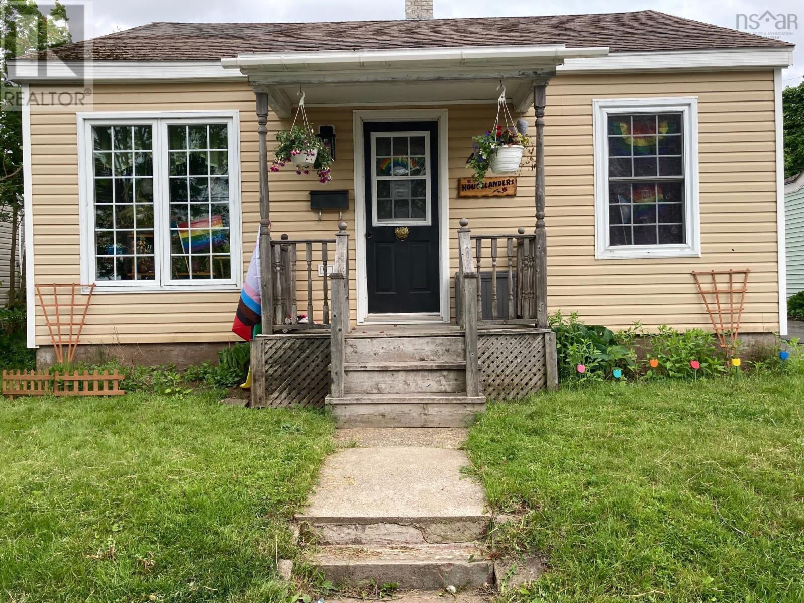 495 High Street, New Glasgow, Nova Scotia  B2H 2X9 - Photo 1 - 202404344
