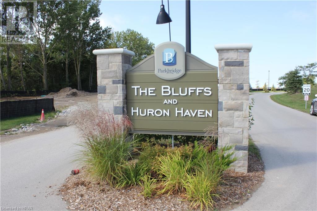 9 Bluffs View Boulevard, Huron Haven, Ontario  N7A 0C6 - Photo 13 - 40551396