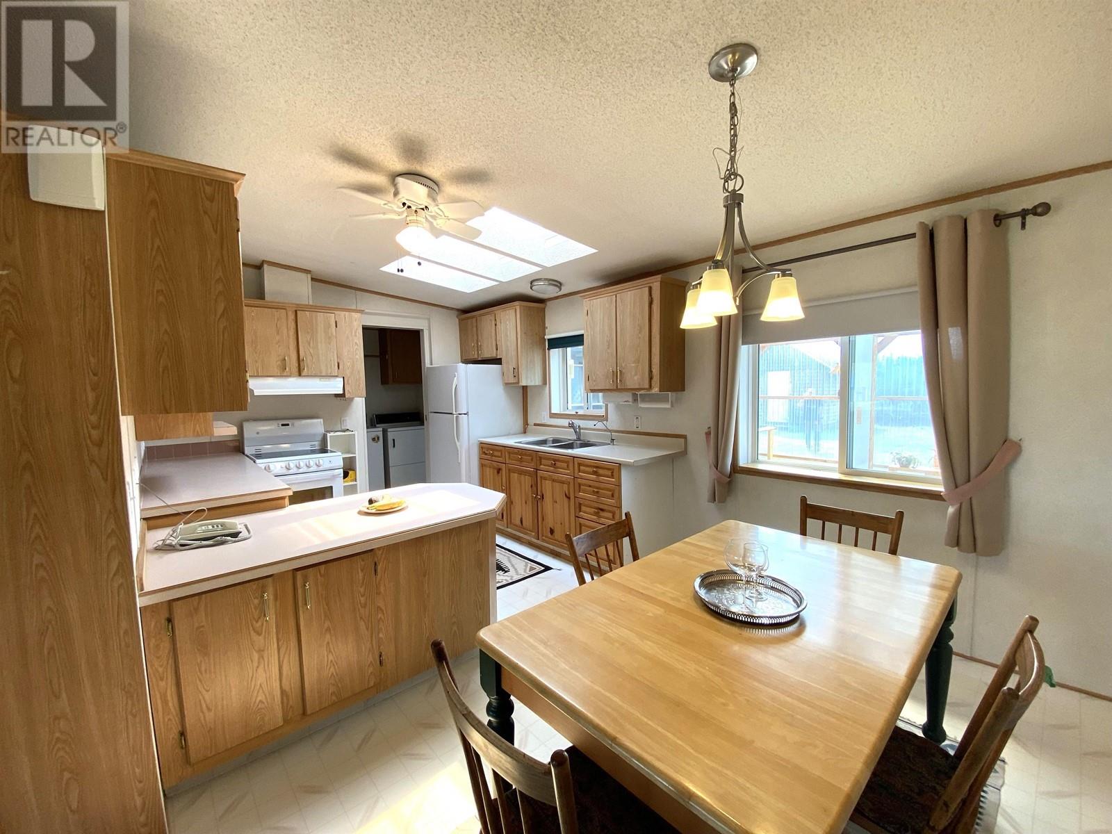 1265 9th Avenue, Valemount, British Columbia  V0E 2Z0 - Photo 11 - R2857819
