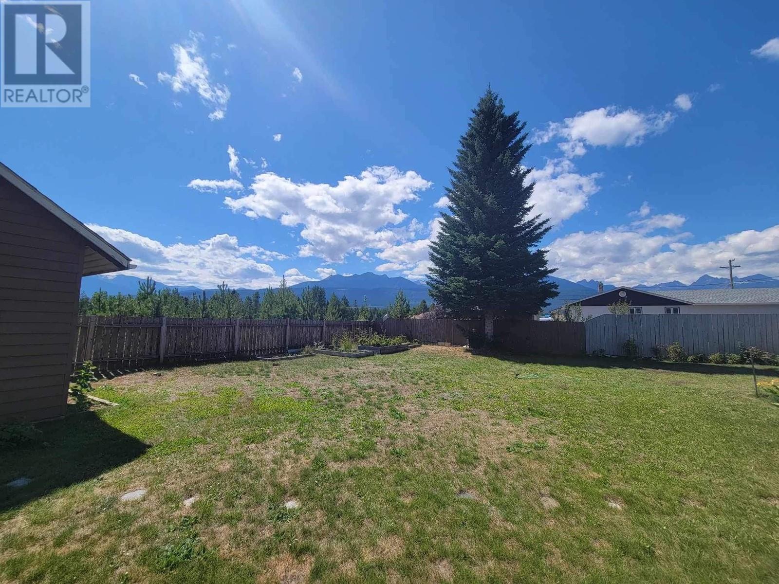 1265 9th Avenue, Valemount, British Columbia  V0E 2Z0 - Photo 4 - R2857819