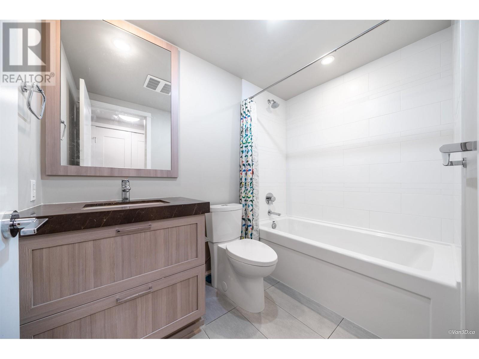 907 520 Como Lake Avenue, Coquitlam, British Columbia  V3J 0E8 - Photo 11 - R2857716