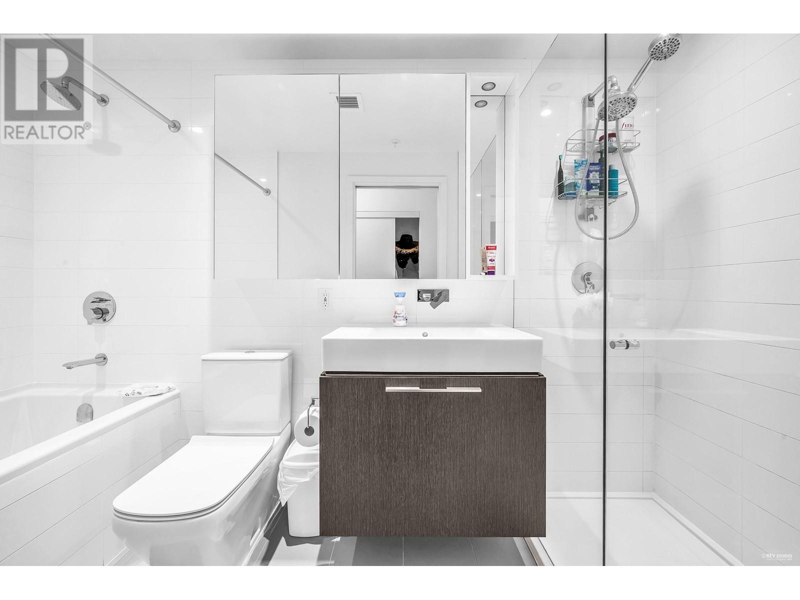 5205 1955 Alpha Way, Burnaby, British Columbia  V5C 0K6 - Photo 20 - R2857719