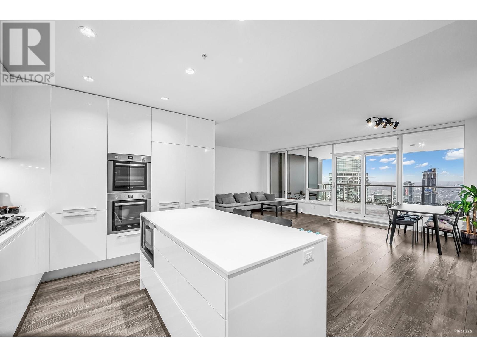 5205 1955 Alpha Way, Burnaby, British Columbia  V5C 0K6 - Photo 9 - R2857719