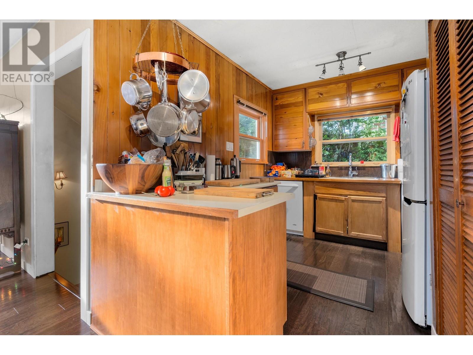 5677 Eagle Harbour Road, West Vancouver, British Columbia  V7W 1P4 - Photo 28 - R2857764