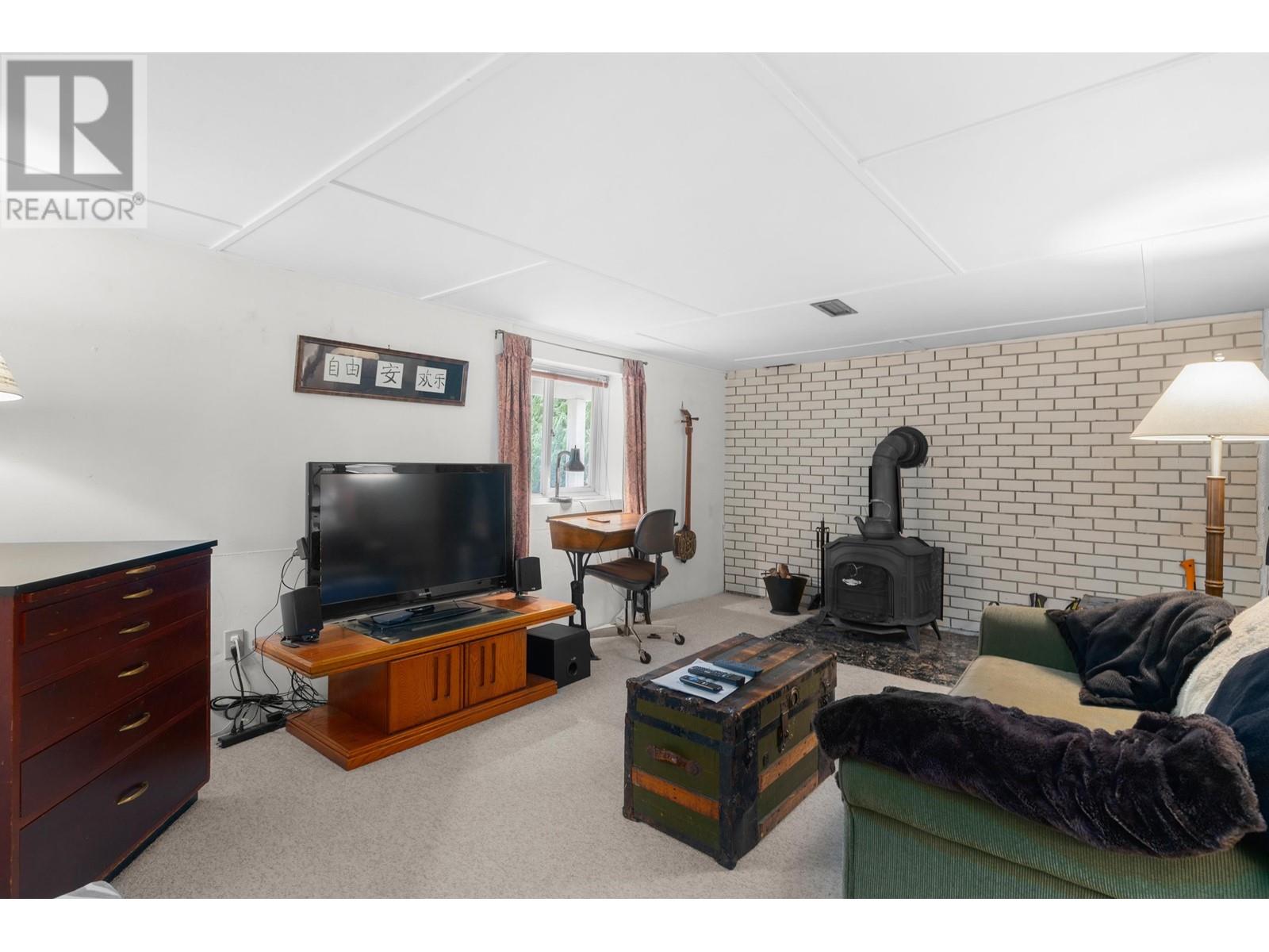 5677 Eagle Harbour Road, West Vancouver, British Columbia  V7W 1P4 - Photo 31 - R2857764