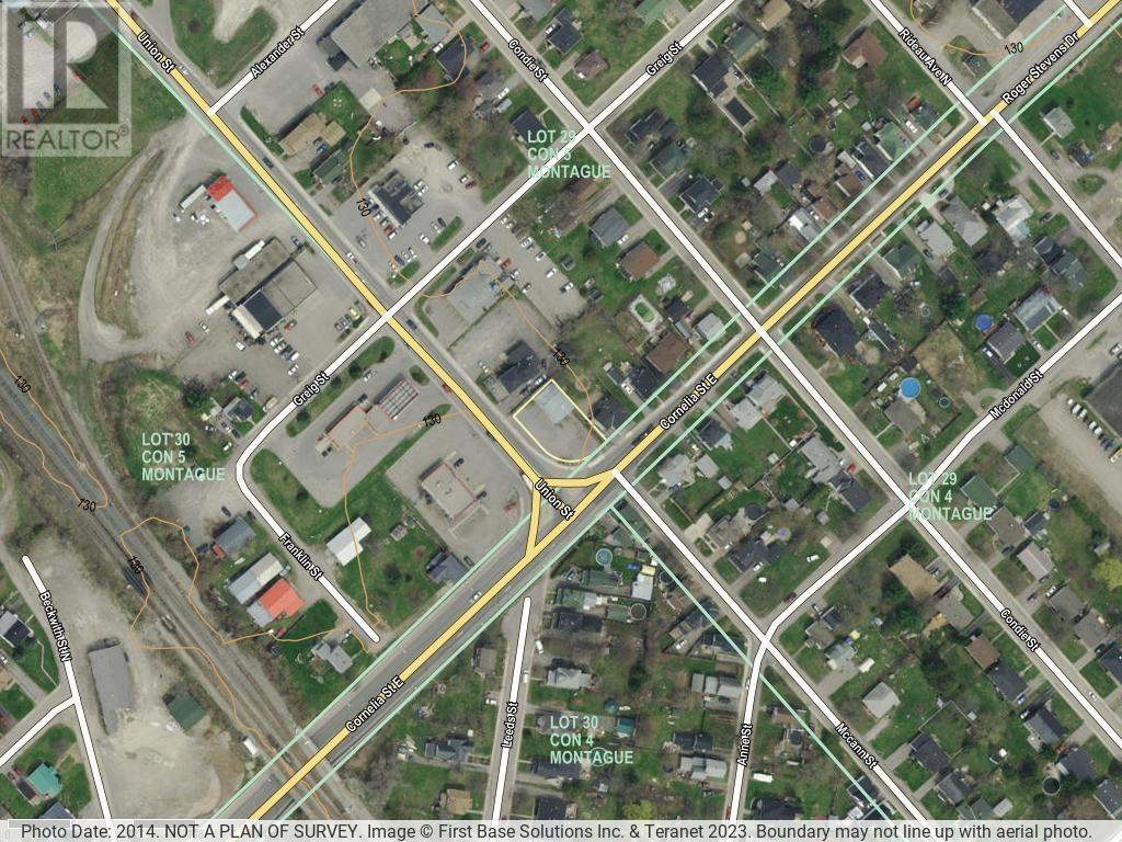 5 Union Street N, Smiths Falls, Ontario  K7A 2R9 - Photo 2 - 1381046