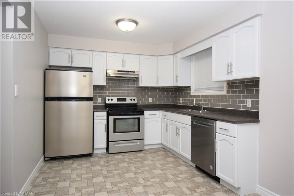 517 Hummingbird Crescent, Woodstock, Ontario  N4T 1V9 - Photo 11 - 40540138