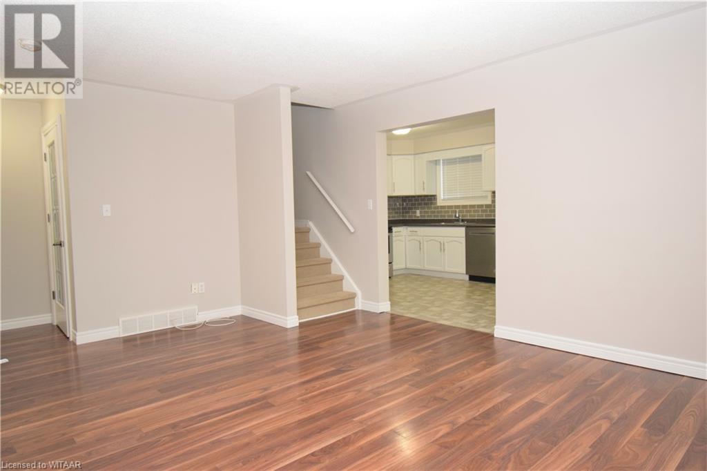 517 Hummingbird Crescent, Woodstock, Ontario  N4T 1V9 - Photo 7 - 40540138