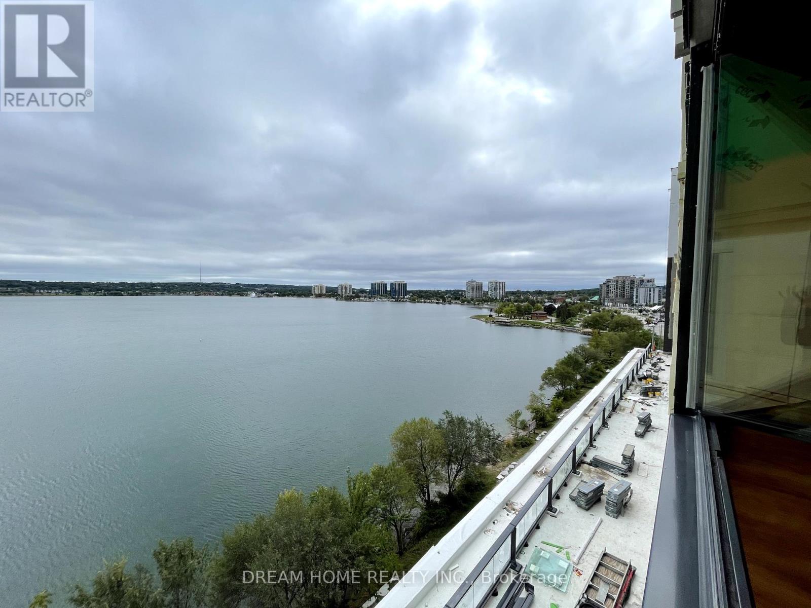 #610 -185 Dunlop St, Barrie, Ontario  L4M 0M7 - Photo 1 - S8133076