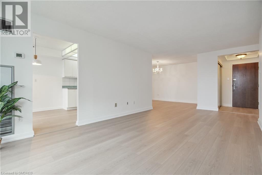 22 Hanover Road Unit# 1807, Bramalea, Ontario  L6S 5K7 - Photo 10 - 40552013