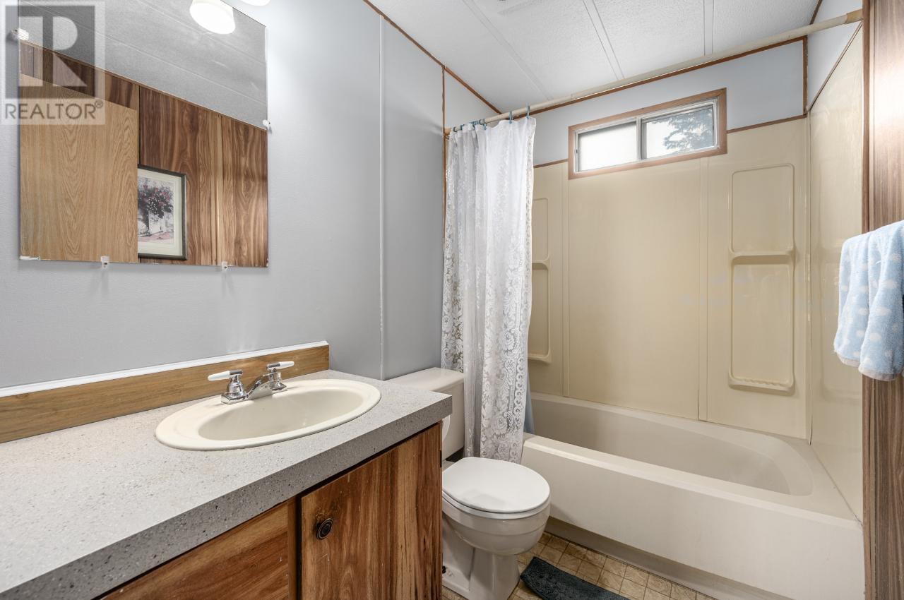 209 Foster Ave, Clinton, British Columbia   - Photo 10 - 177128