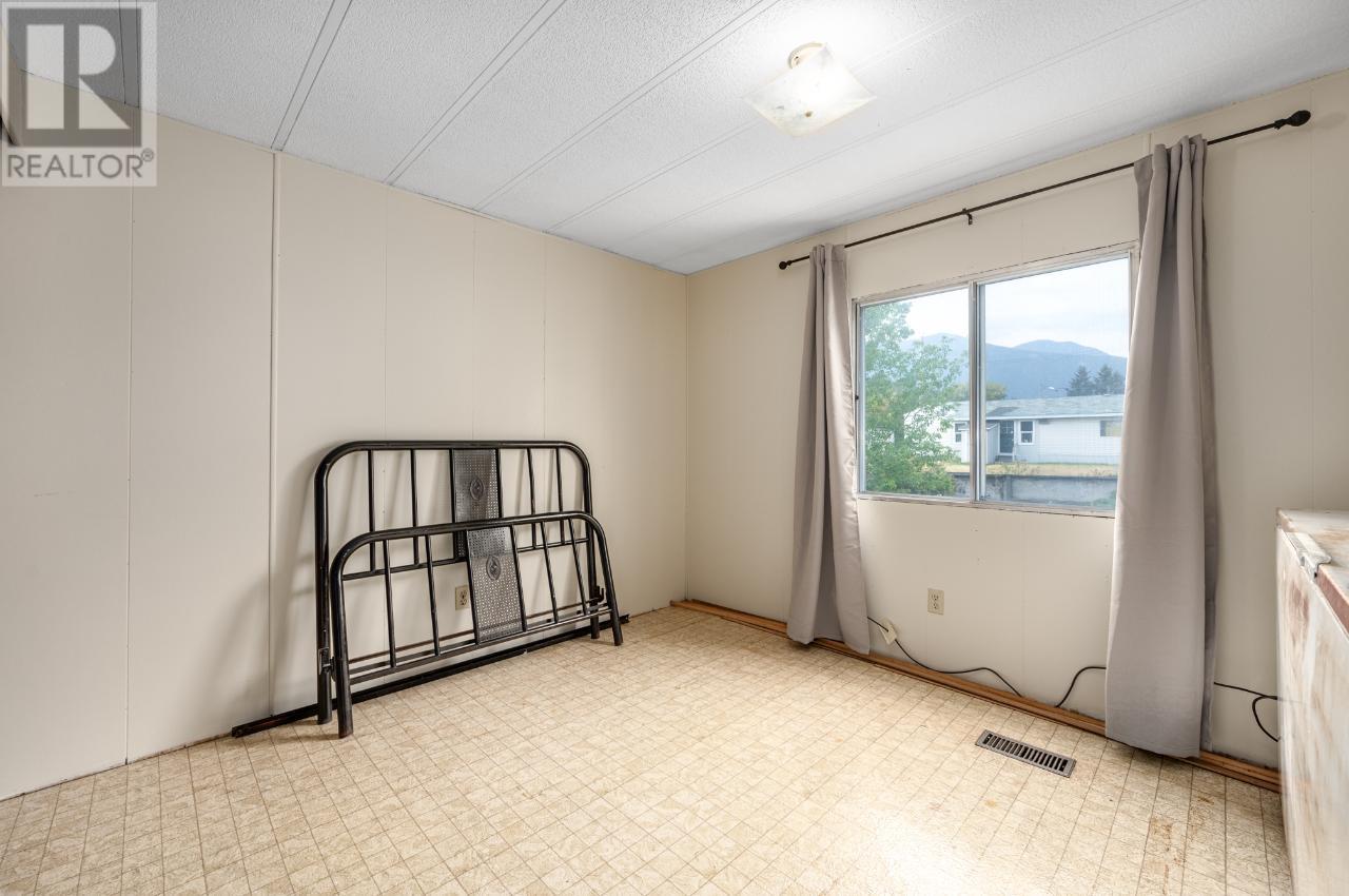 209 Foster Ave, Clinton, British Columbia   - Photo 17 - 177128