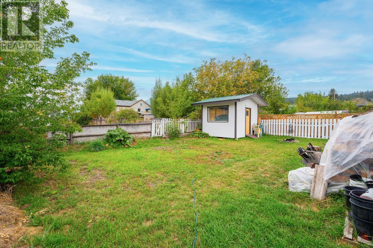 209 Foster Ave, Clinton, British Columbia   - Photo 24 - 177128