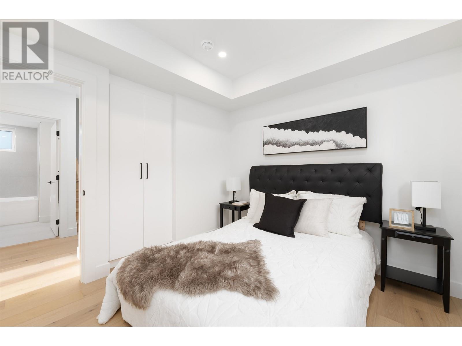 2555 E 7th Avenue, Vancouver, British Columbia  V5M 1T3 - Photo 22 - R2857866