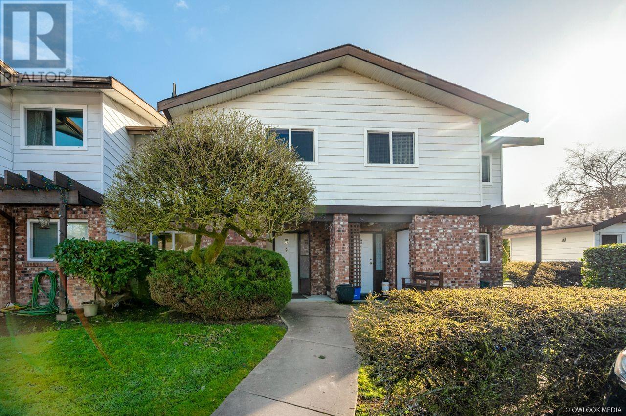 28 6111 Tiffany Boulevard, Richmond, British Columbia  V7C 4Y7 - Photo 1 - R2857879