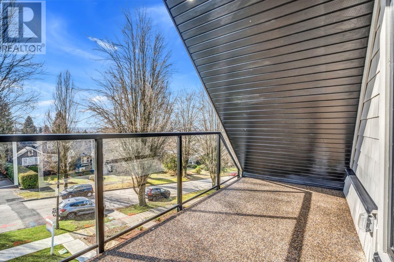 3655 Eton Street, Vancouver, British Columbia  V5K 1K7 - Photo 6 - R2857899