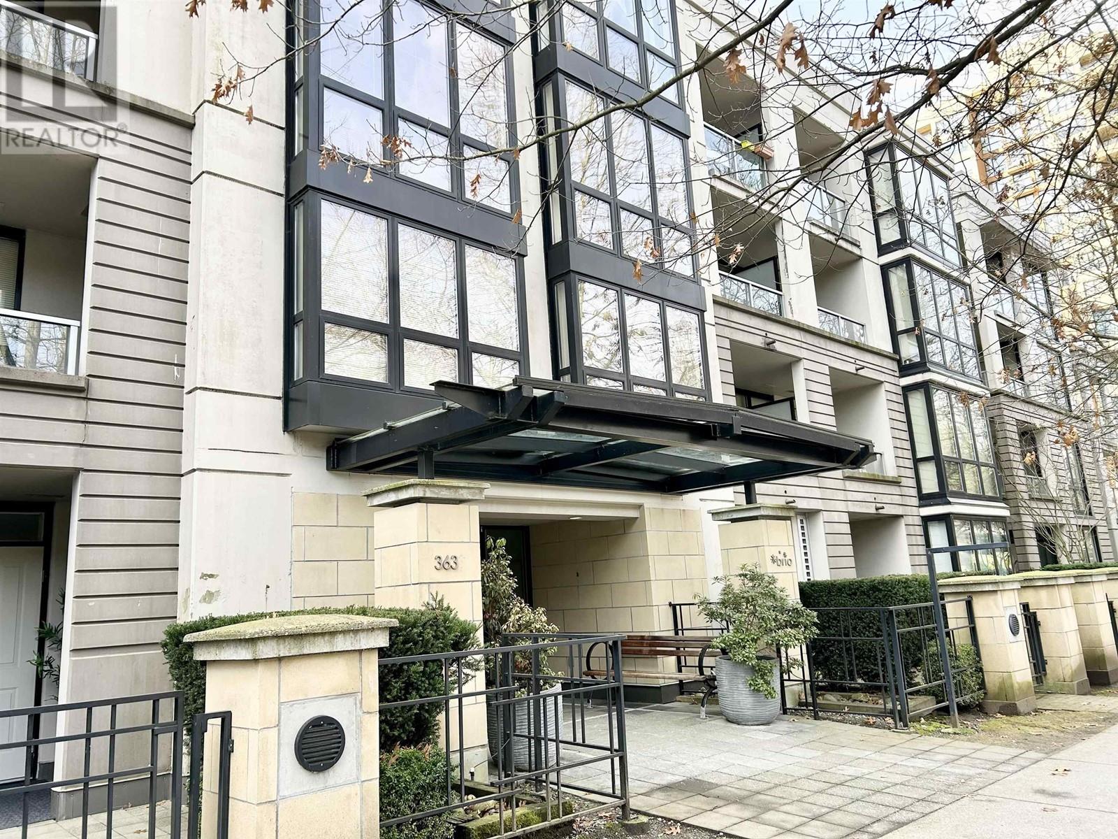 307 3638 Vanness Avenue, Vancouver, British Columbia  V5R 6H6 - Photo 2 - R2857965