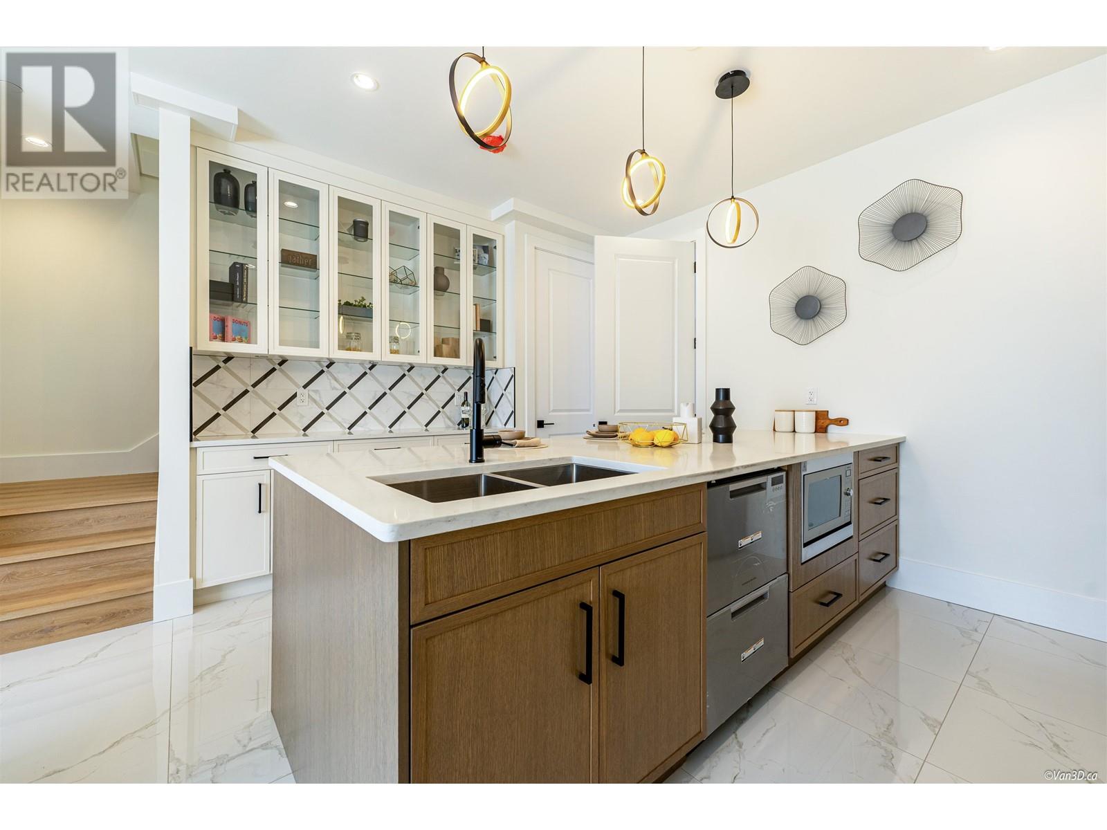 1371 E 63rd Avenue, Vancouver, British Columbia  V5X 2L5 - Photo 6 - R2857975