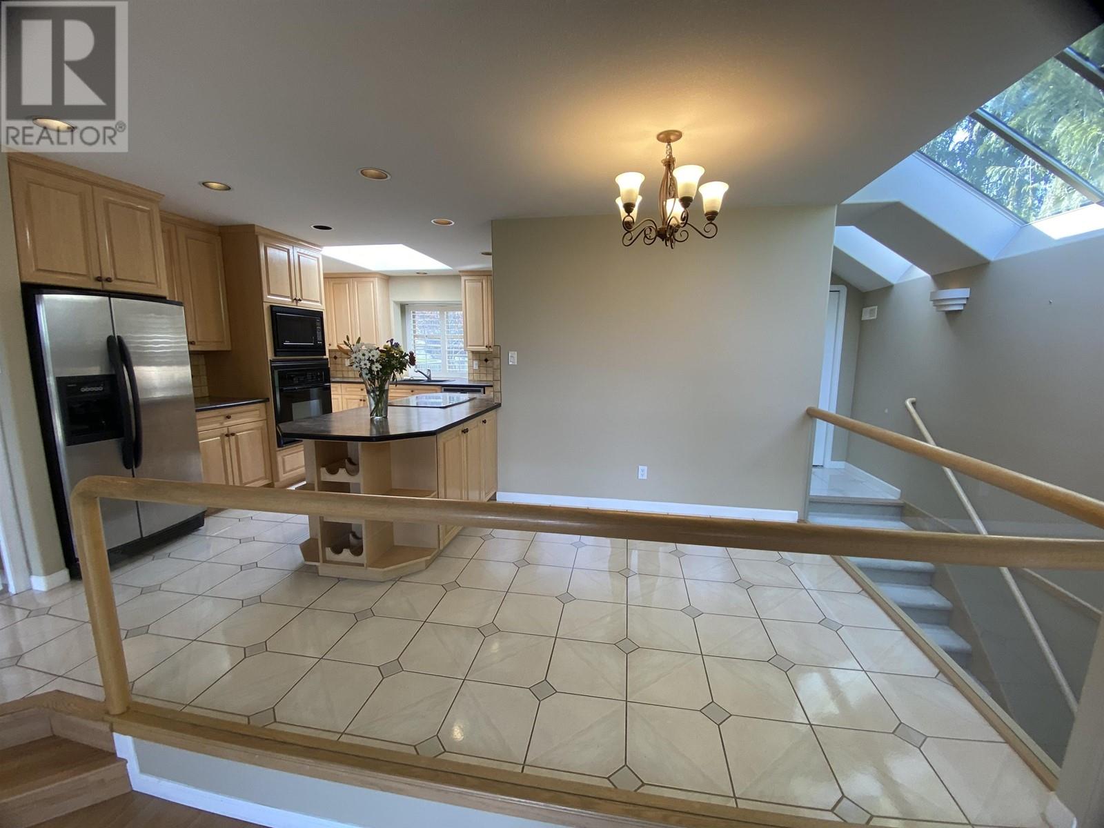 4726 Stahaken Court, Tsawwassen, British Columbia  V4M 4B9 - Photo 9 - R2857917
