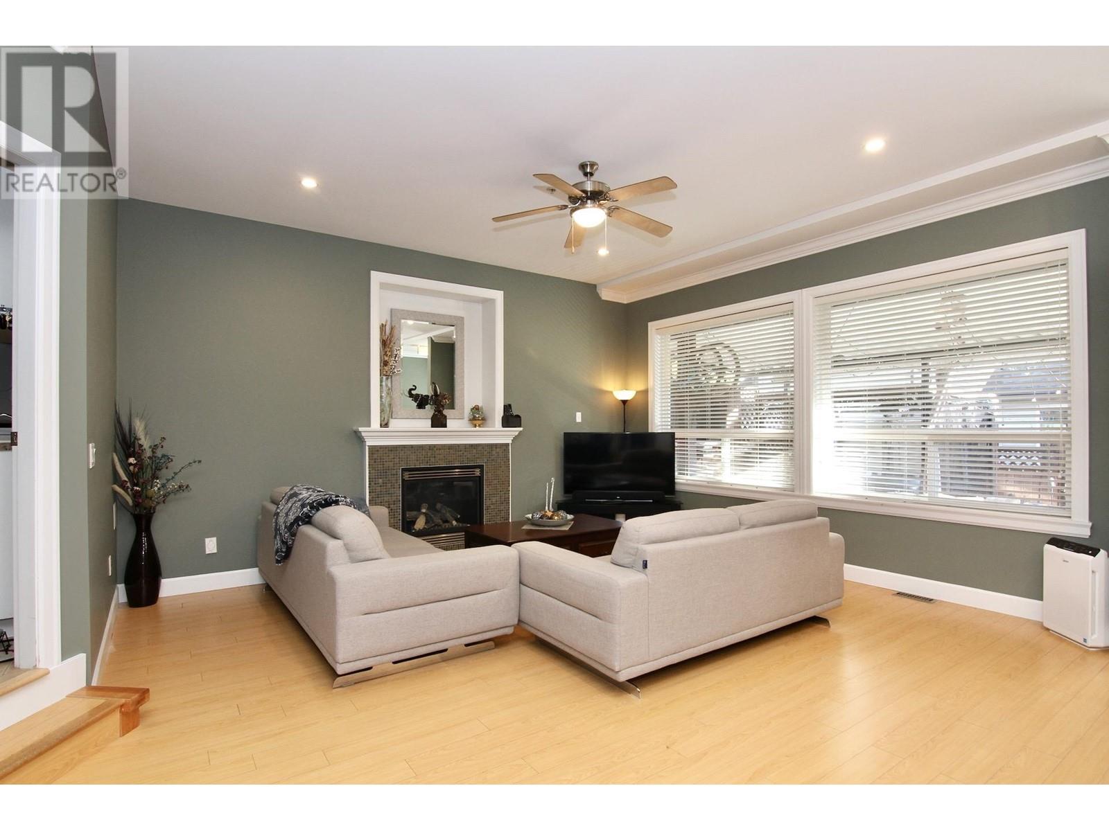 24222 104 Avenue, Maple Ridge, British Columbia  V2W 0E4 - Photo 4 - R2857958