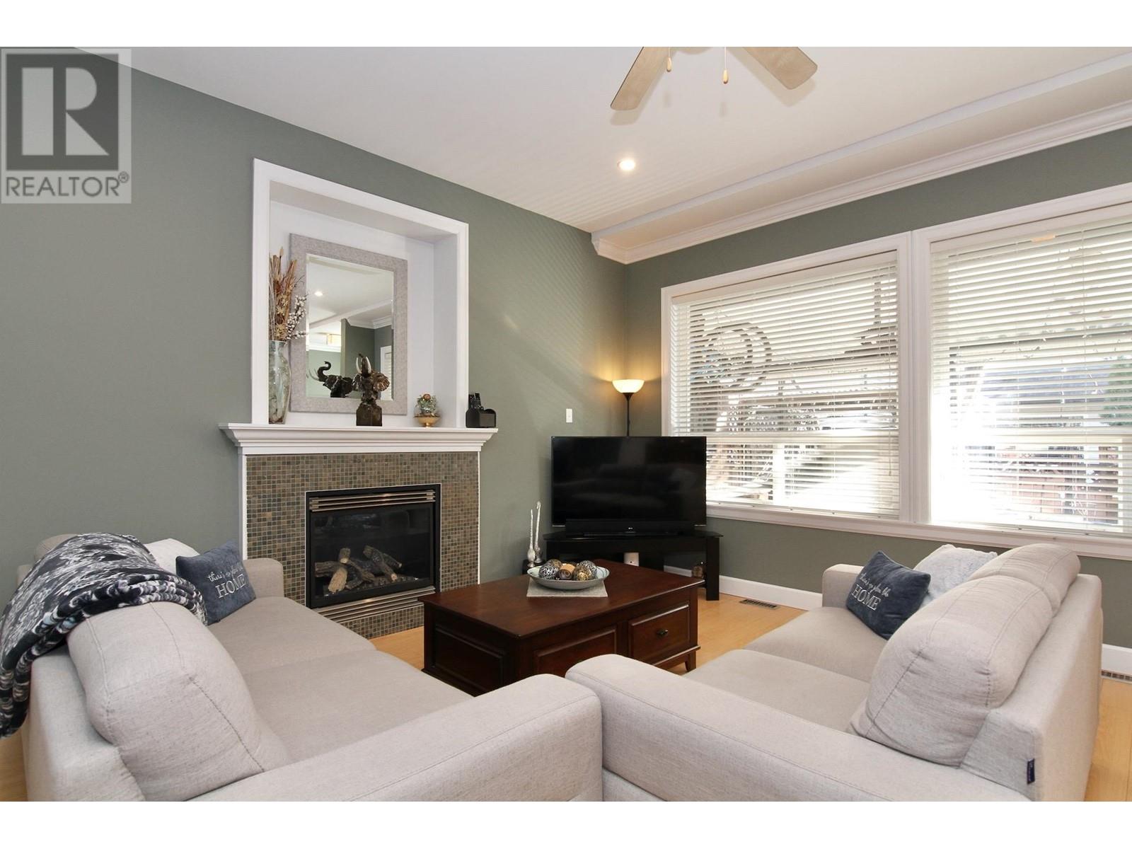 24222 104 Avenue, Maple Ridge, British Columbia  V2W 0E4 - Photo 6 - R2857958