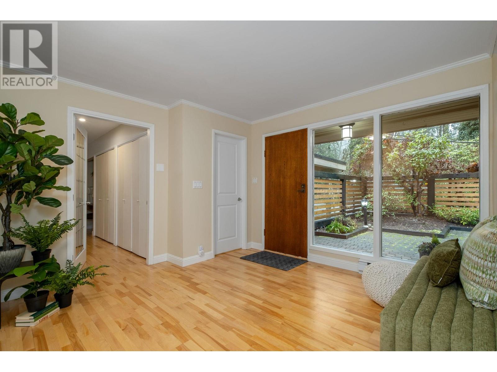 24000 Fern Crescent, Maple Ridge, British Columbia  V4R 2R7 - Photo 11 - R2857982