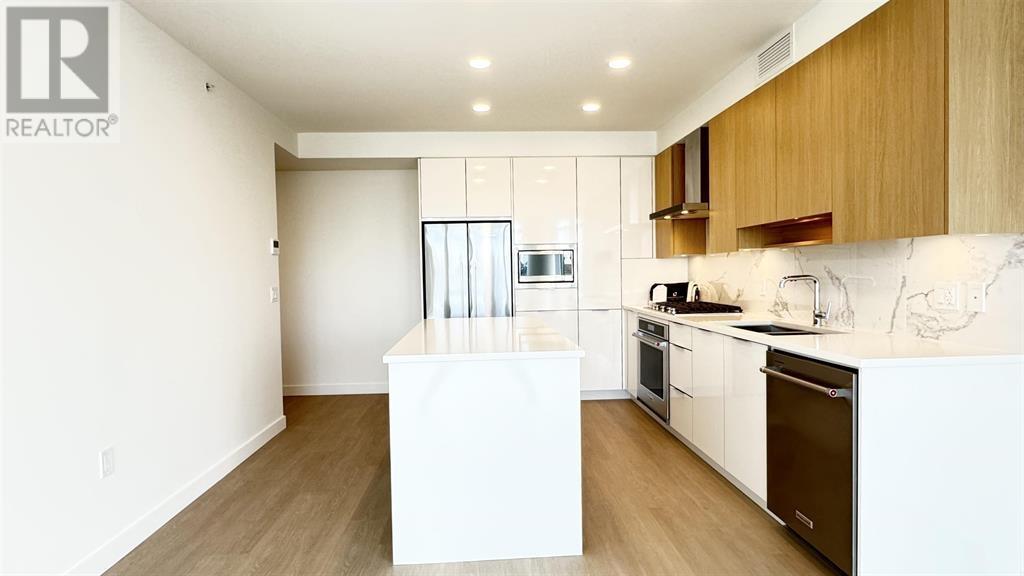 801 7683 Park Crescent, Burnaby, British Columbia  V3N 0J4 - Photo 14 - R2857548