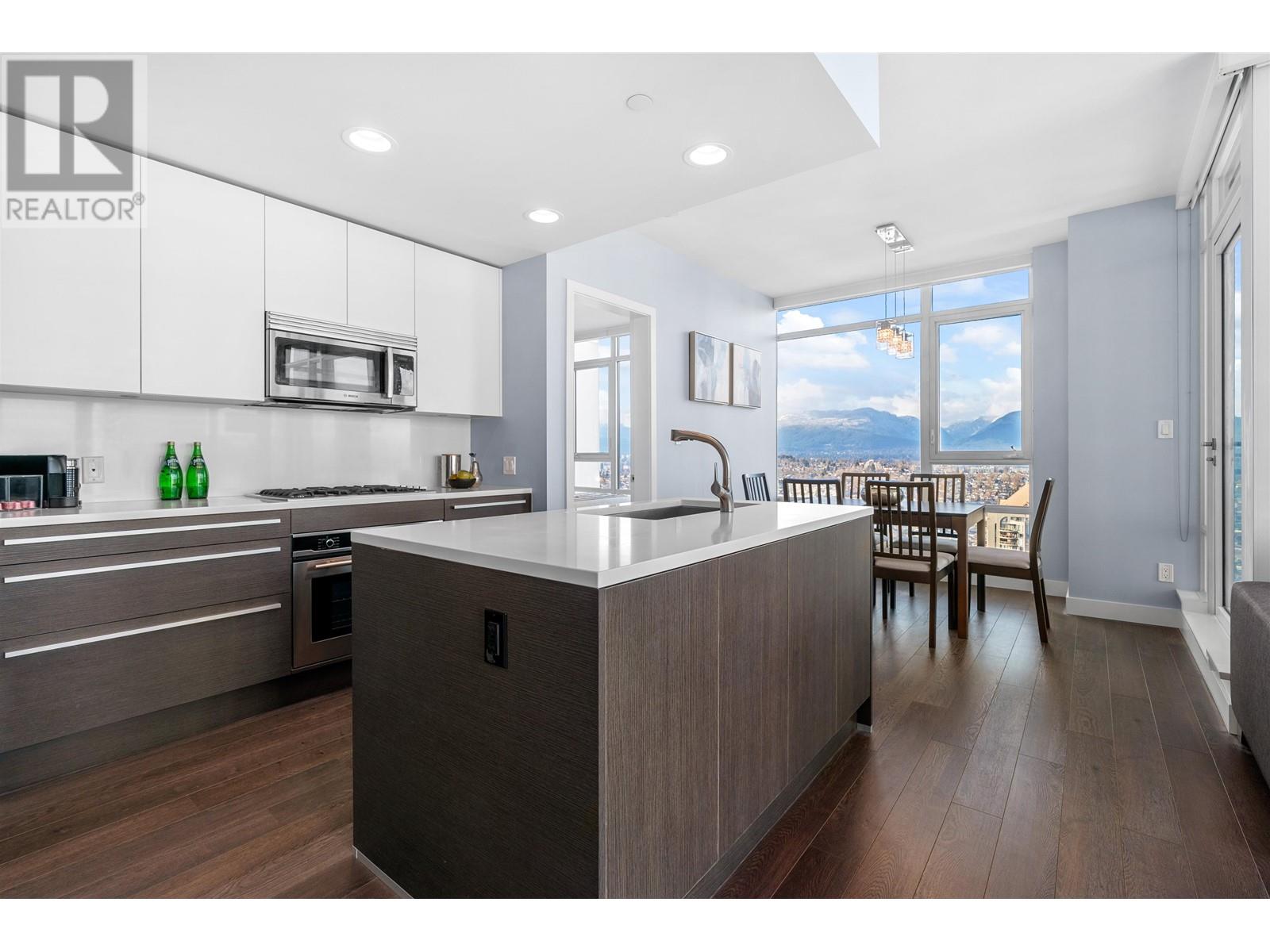 3304 2008 Rosser Avenue, Burnaby, British Columbia  V5C 0H8 - Photo 3 - R2857998